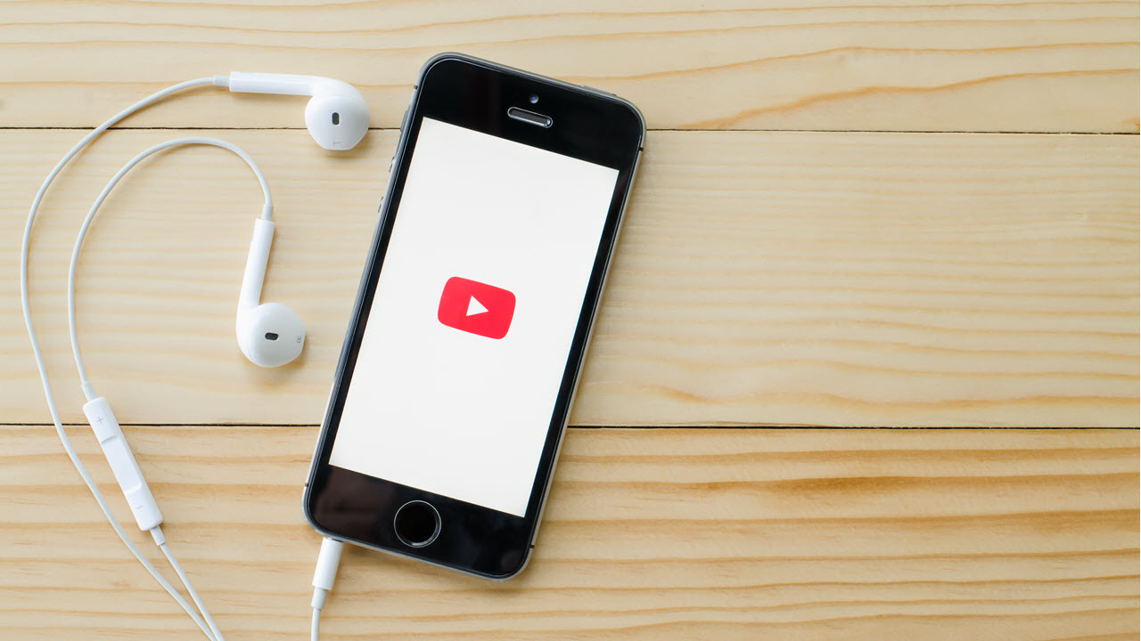 Top 11 tech channels on YouTube that you must check out