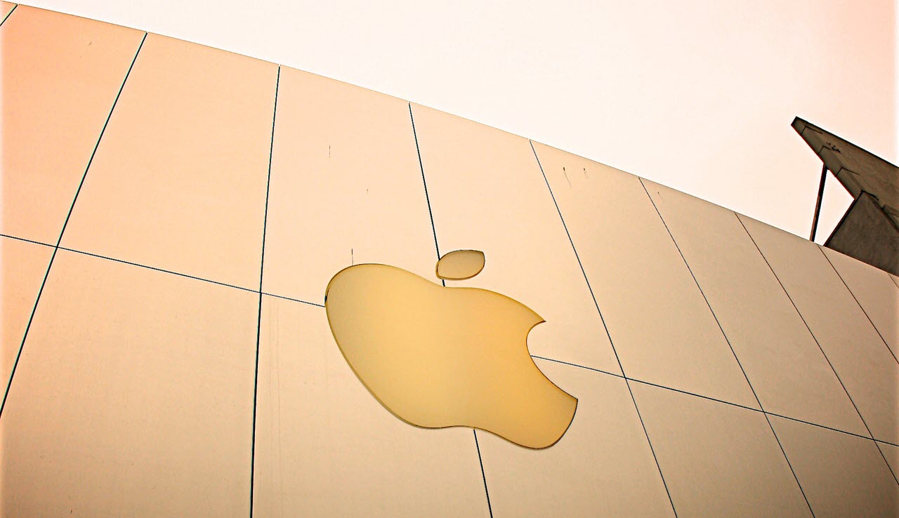 Apple to acquire Intel's smartphone modem business for $1billion